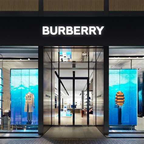 burberry online marketing|Burberry online stores.